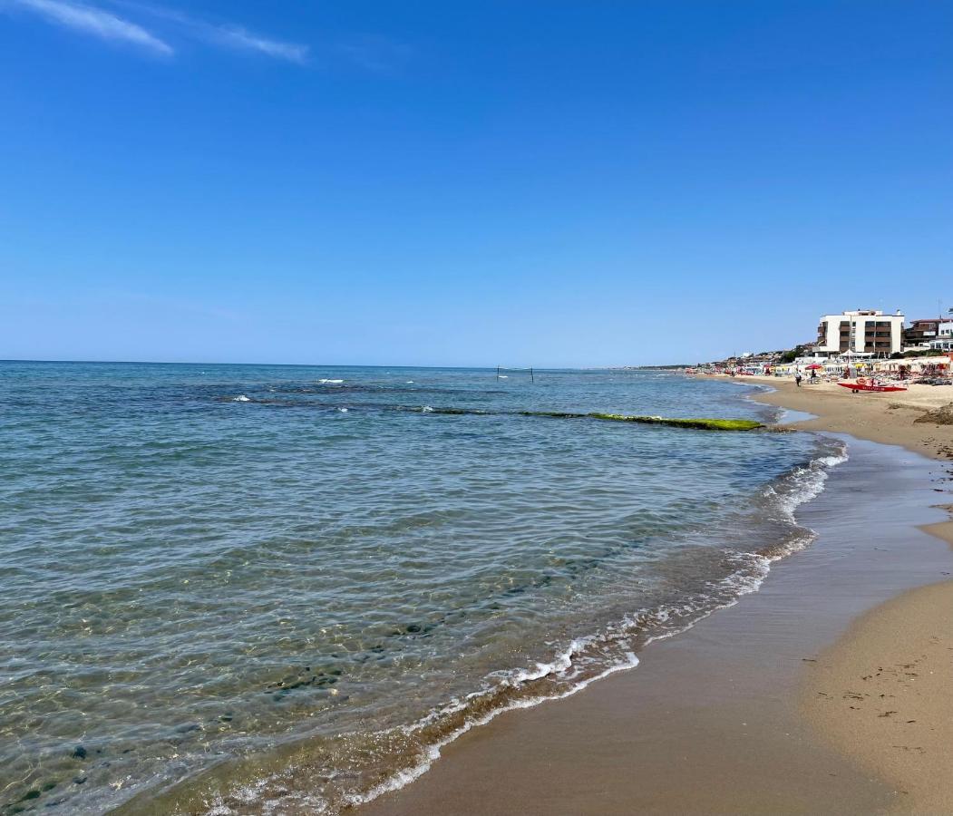 Domus Lavinia "Levante" - Анціо Екстер'єр фото